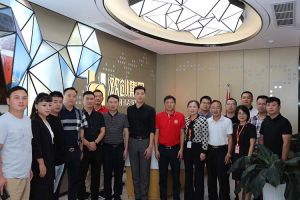 欢迎宜春市团委书记、商会及青企等一行领导莅临华体会（中国）一站式服务平台人力集团指导